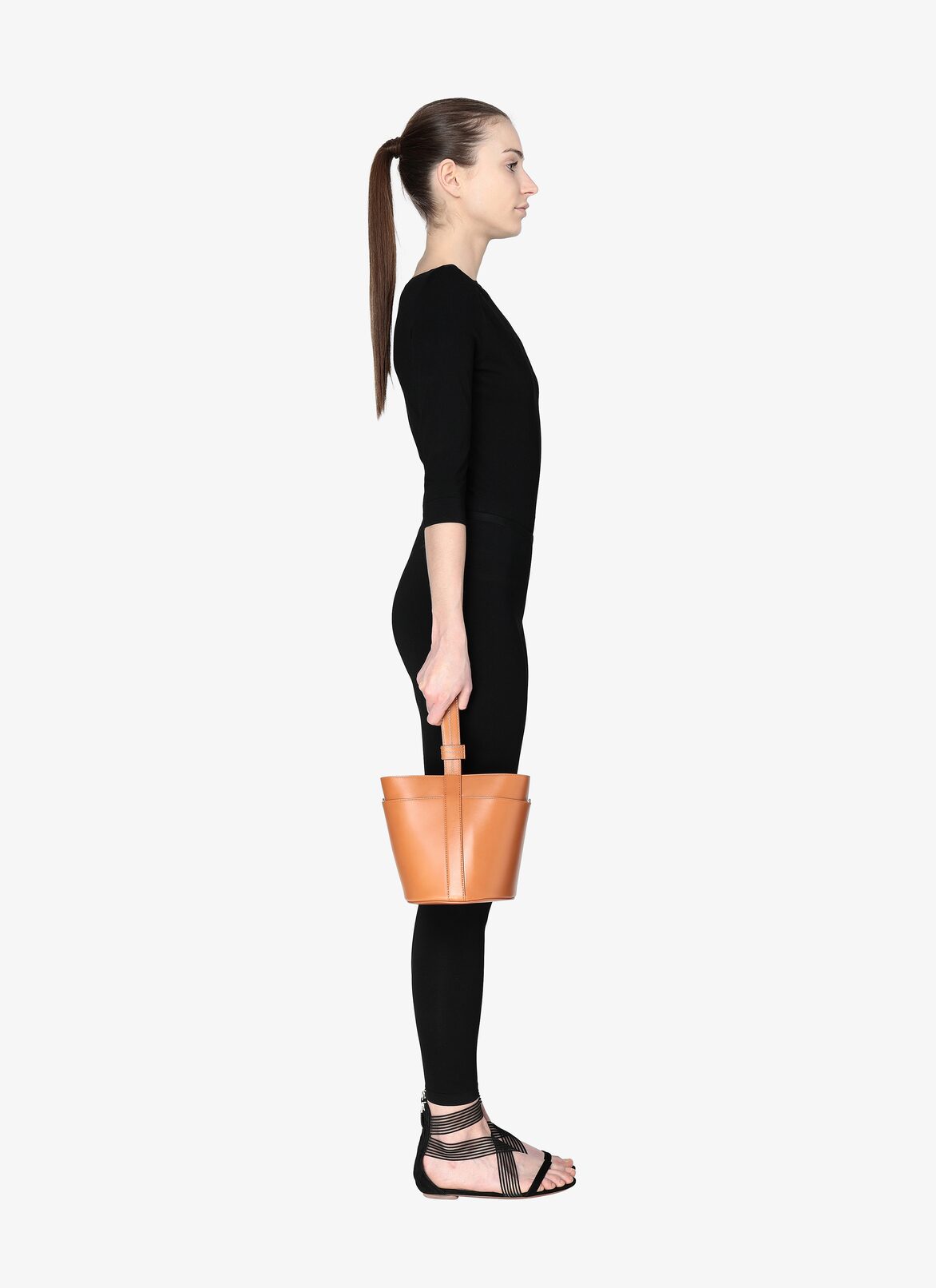 STELLA MEDIUM C.LUX GANSE CLOU2 STRAP LAVALLIERE ALAÏA  STELLA MEDIUM C.LUX GANSE CLOU2 STRAP LAVALLIERE LAVALLIÈRE